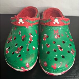 Crocs Disney Mickey Minnie Holiday Christmas Clogs Fleece Lined Size M8 W10